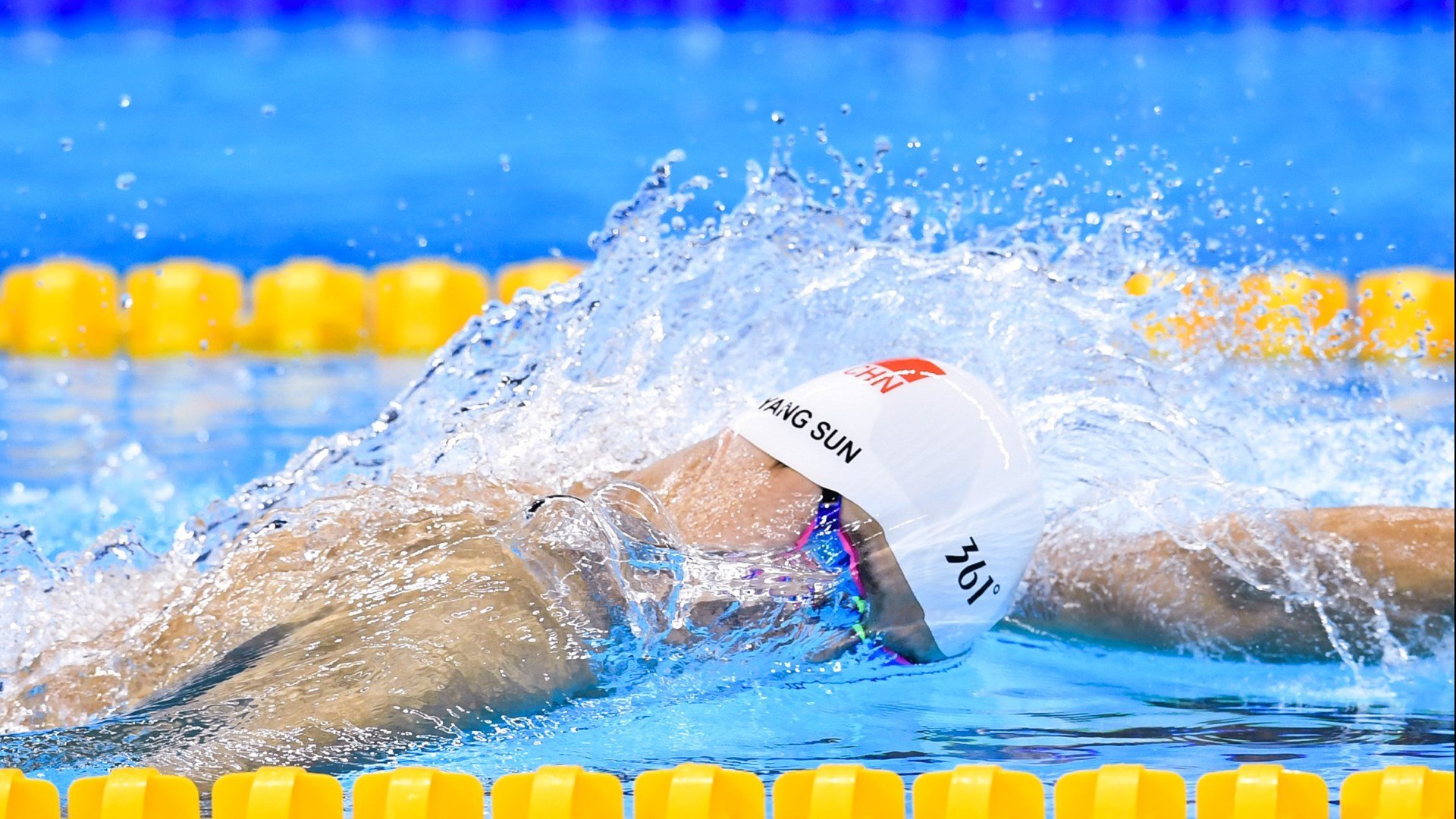 “场战行动：战术布局的智谋比拼”，战场现场版